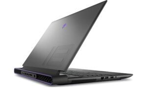 Alienware Laptop Kasa Değişimi