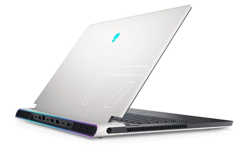 Alienware Laptop Kasa Değişimi